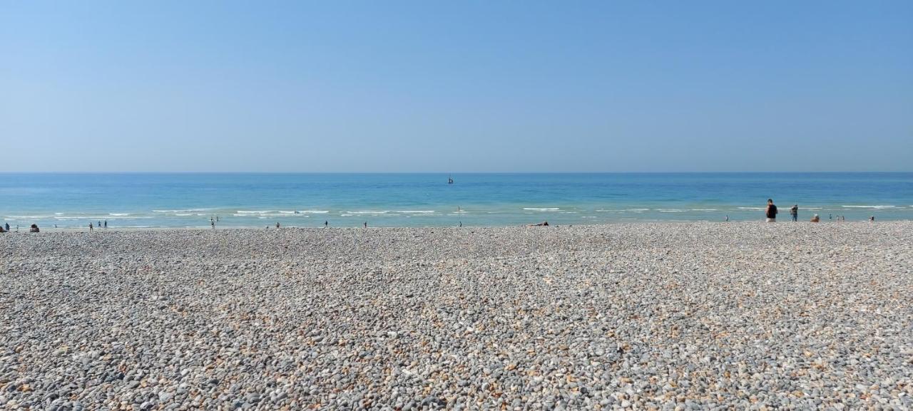 Idealement Situe, Vue Et Port, Proche Centre *