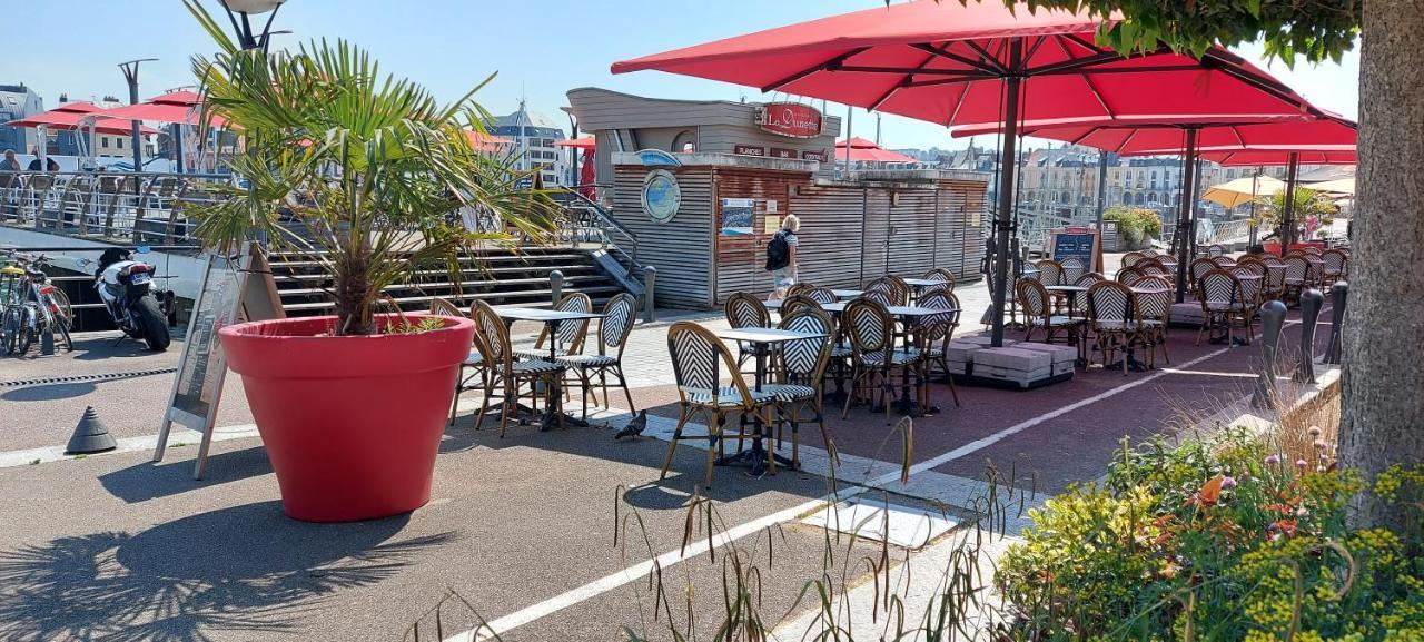 Idealement Situe, Vue Et Port, Proche Centre