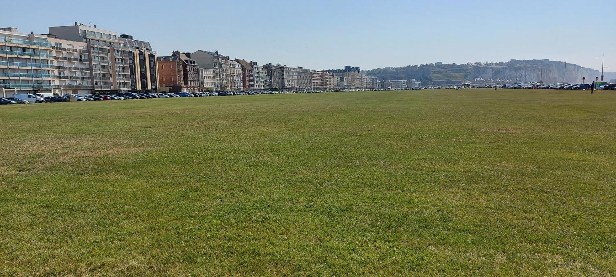 Idealement Situe, Vue Et Port, Proche Centre Dieppe